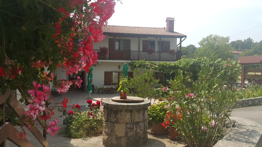 Homestead Vrbin Divača Esterno foto
